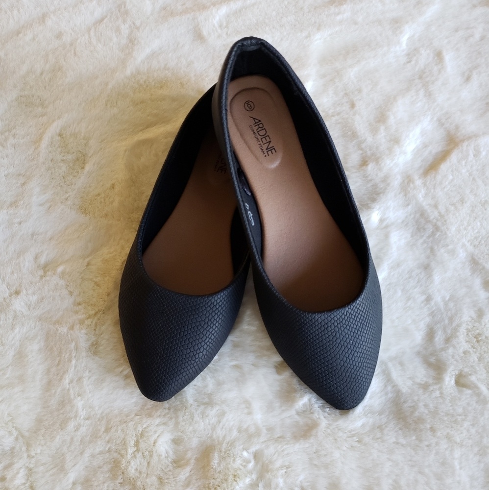 Ardene Black Snakeskin Texture Flats